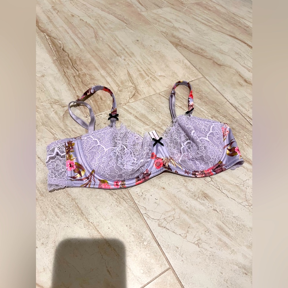 Victorias Secret 36B Unlined Push Up Dream Angels Bralette